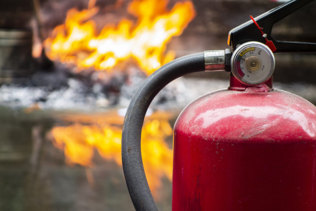 Feuerlöcher und Brandschutz